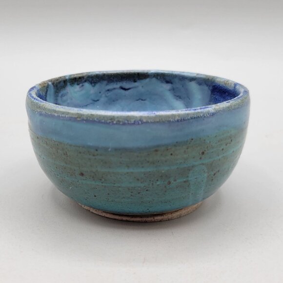 Handcrafted Studio Pottery Bowl Ocean Blue Teal Glaze Decorative Dish Signed - Picture 3 of 5